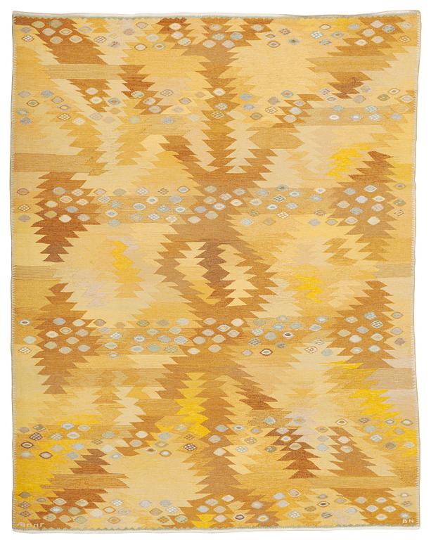 CARPET. "Tånga gul". Tapestry weave. 336,5 x 244 cm. Signed AB MMF BN.