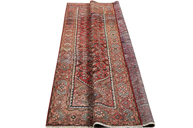 Matta, persisk, vintage design, ca. 289 x 190 cm.