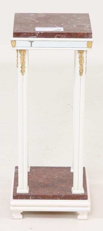 PIEDESTAL, empirestil, 1900-talets andra hälft.