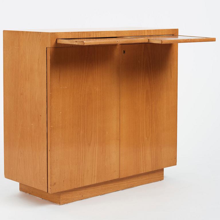 Uno Åhrén, a cabinet, cabinet maker Jörgen Andersson, Sweden, ca 1930.