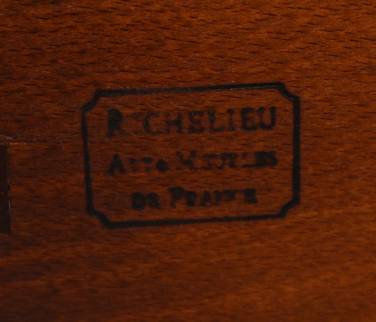 SKRIVBORD, gustaviansk stil, 1900-talets andra hälft.