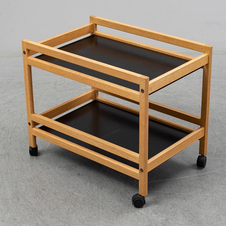 Børge Mogensen, an oak drinks trolley, model 5370, Fredericia Stolefabrik, Denmark, 1960's.