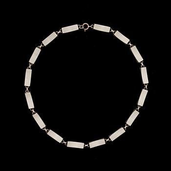 COLLIER, tenn. 1900-talets mitt. Vikt ca 45 gram.