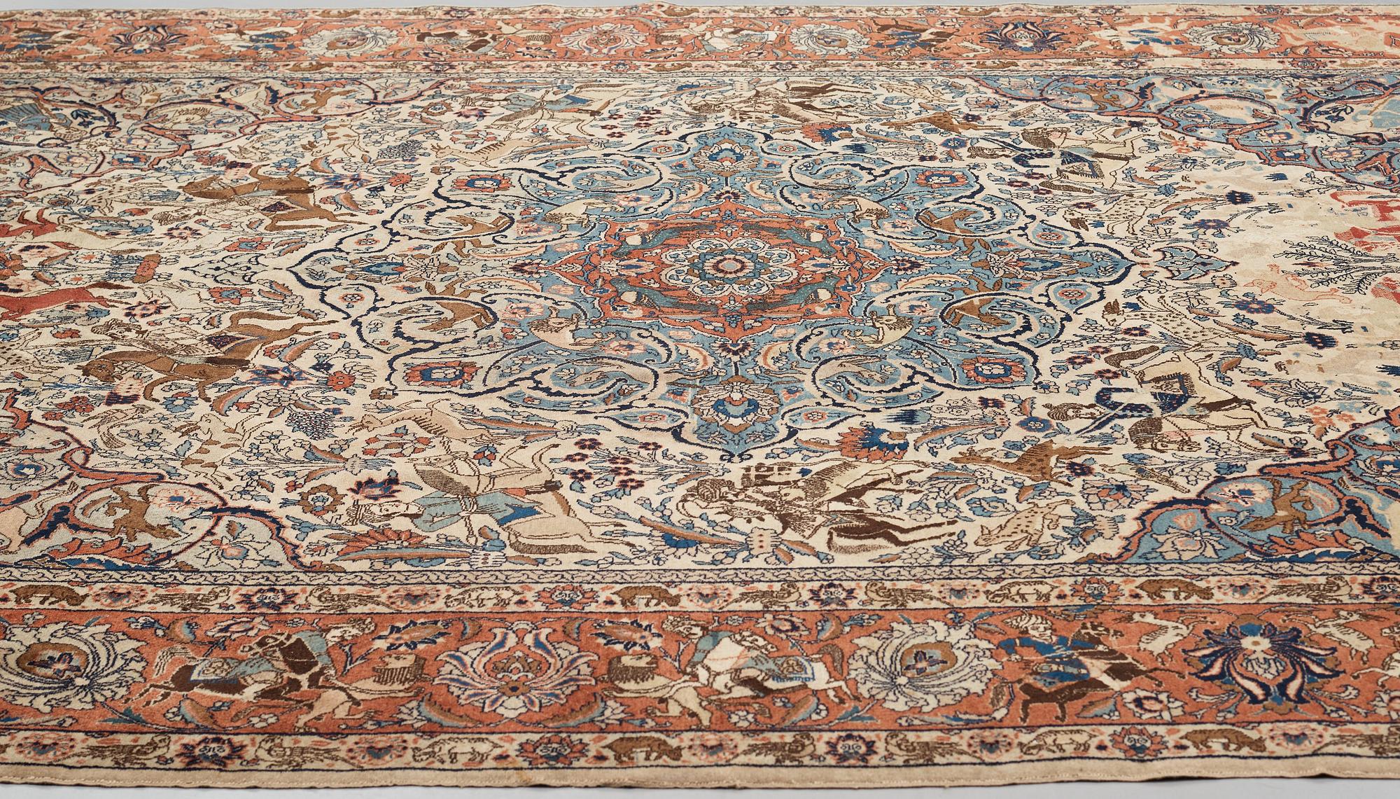 MATTO, semi-antique Tabriz figural, ca 400 x 298,5 cm.