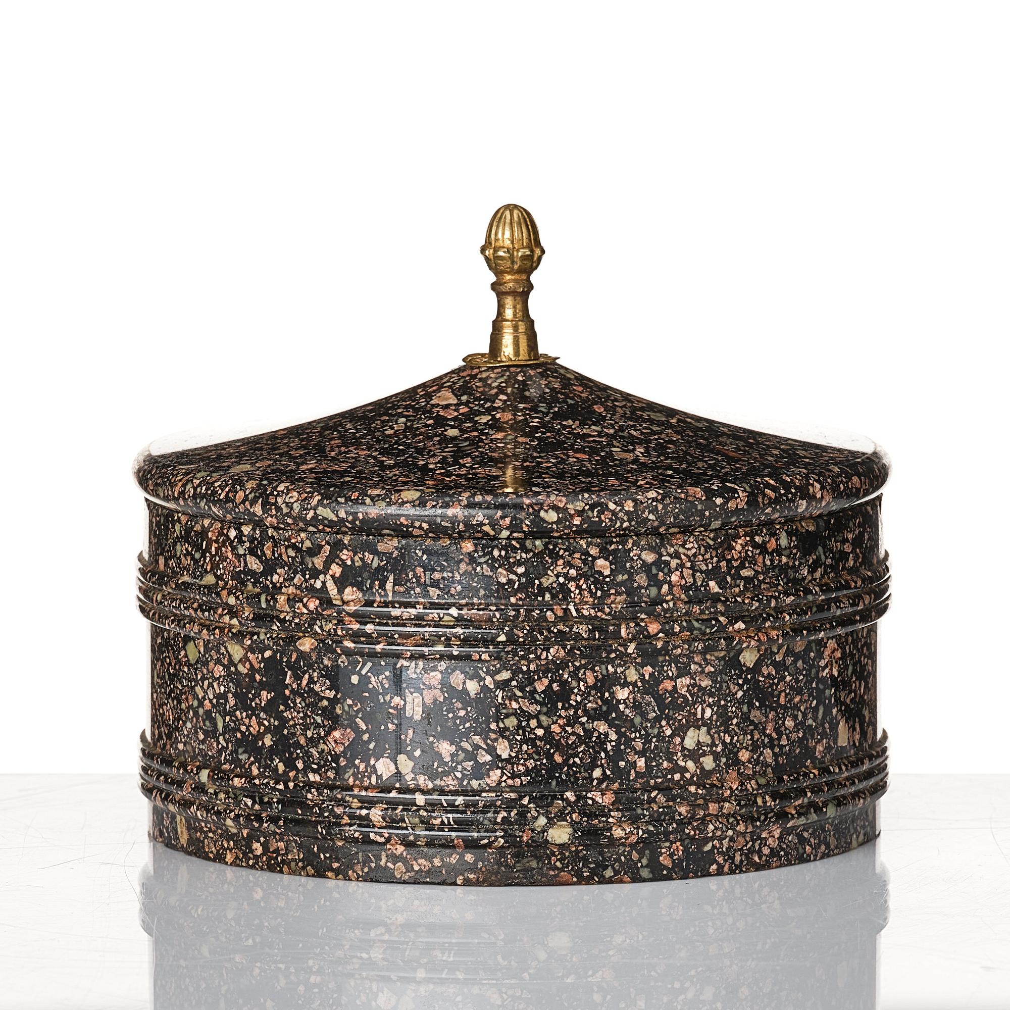 Smörask med lock, Älvdalen, 1800-talets början, Empire.