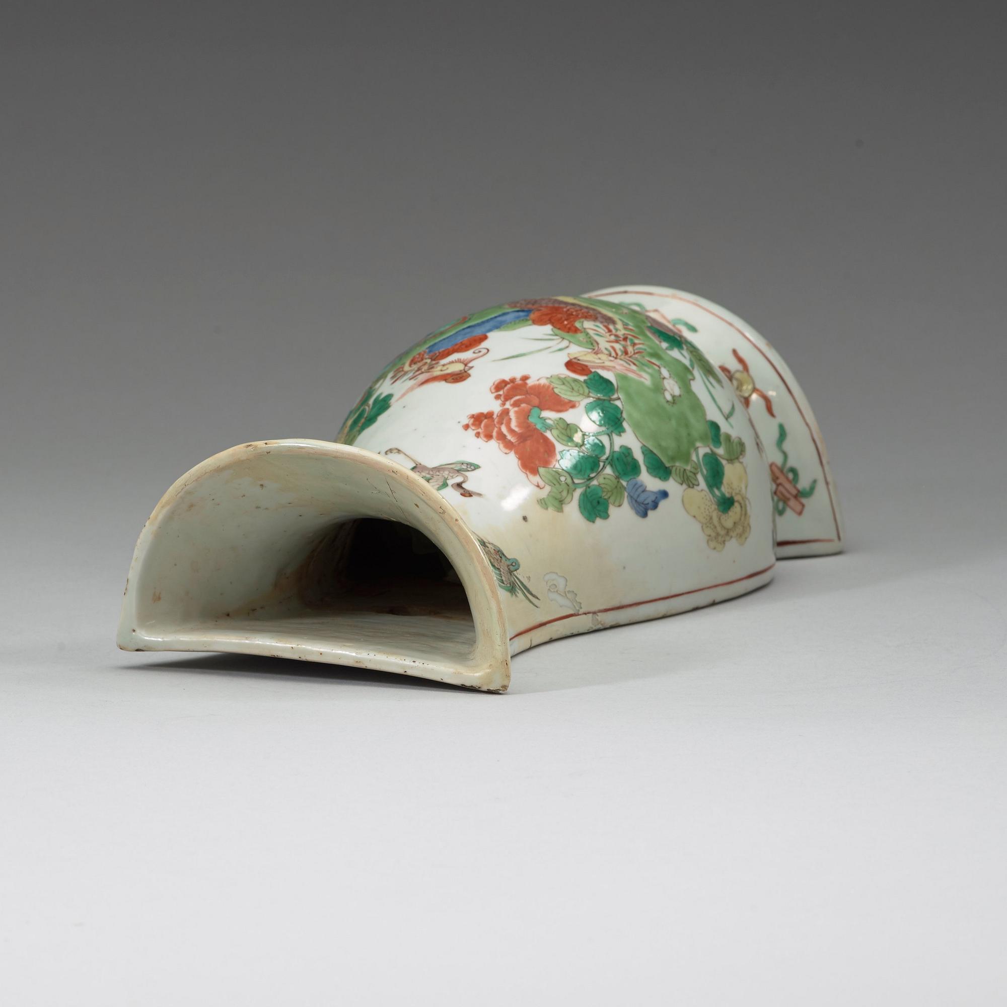 VÄGGVAS, porslin, Qingdynastin, 1800-tal.