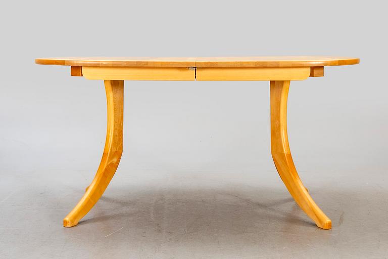 A birch daning table 'Primula' by Nils-Göran Gustafsson for Stolab, Sweden 2006.