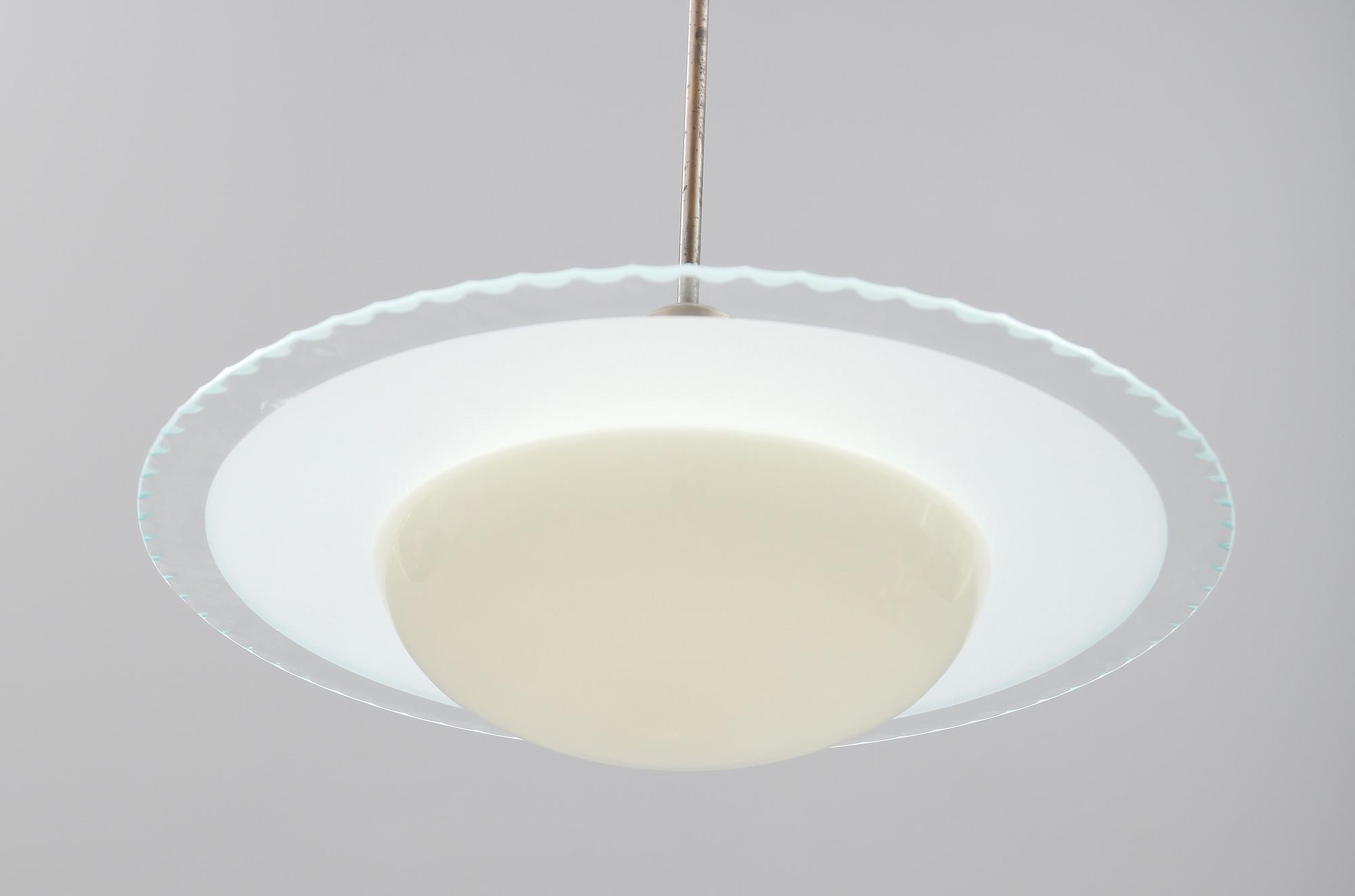 TAKLAMPA, 1900-talets mitt. Diameter ca 45 cm.