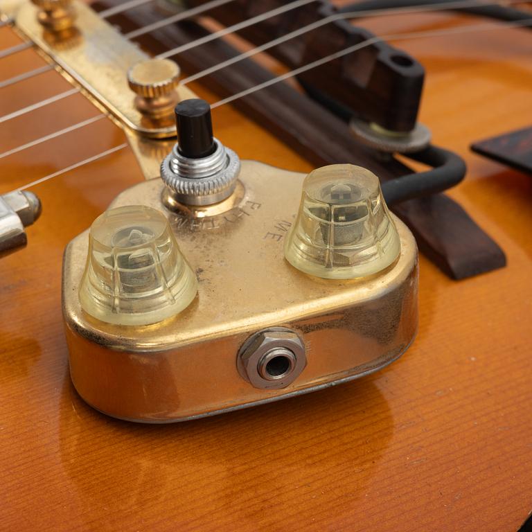 Gibson, "Wartime Special", semi-acoustic guitar, 1941, USA.