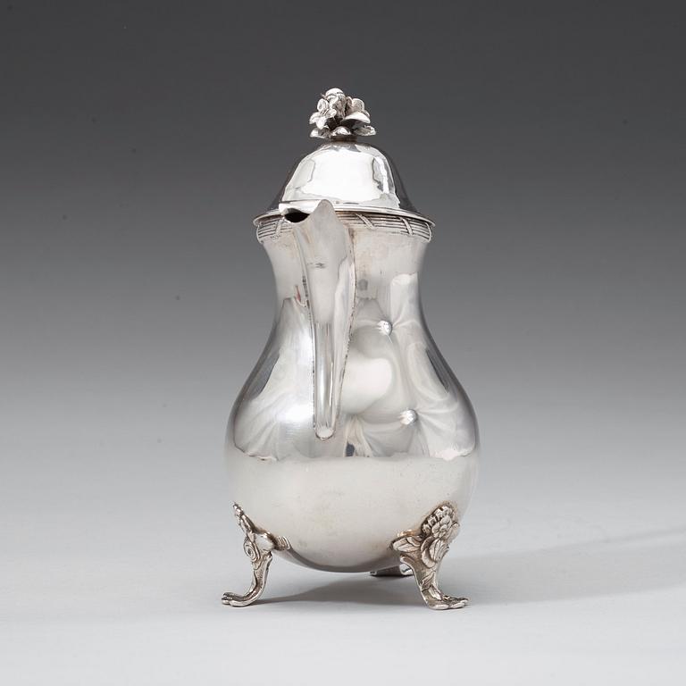 A Swedish 18th century silver coffee-/milk-jug, marks of Jacob Lampa, Stockholm 1777.