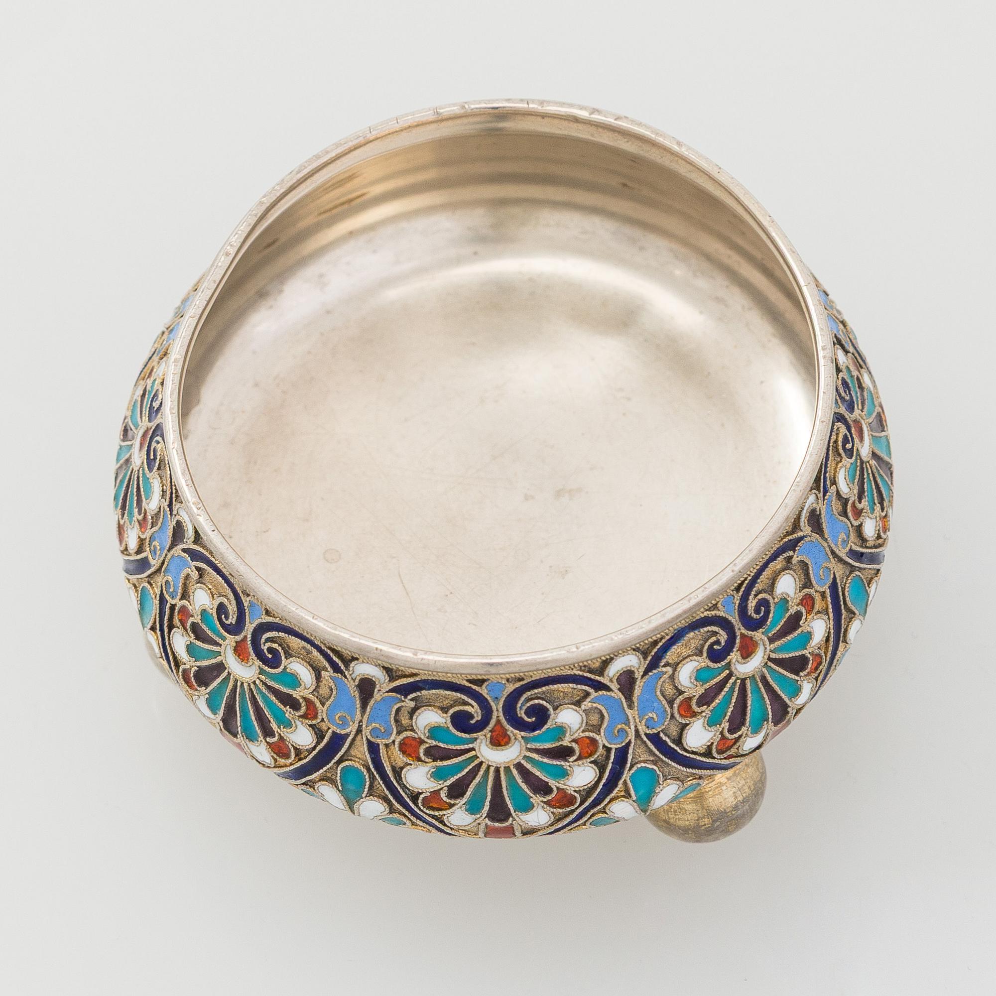 Semen Kazakov, saltkar, cloisonné-emalj och silver, delvis förgyllt, Moskva 1888.