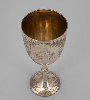 POKAL, silver, England 1881. Vikt 296 g.