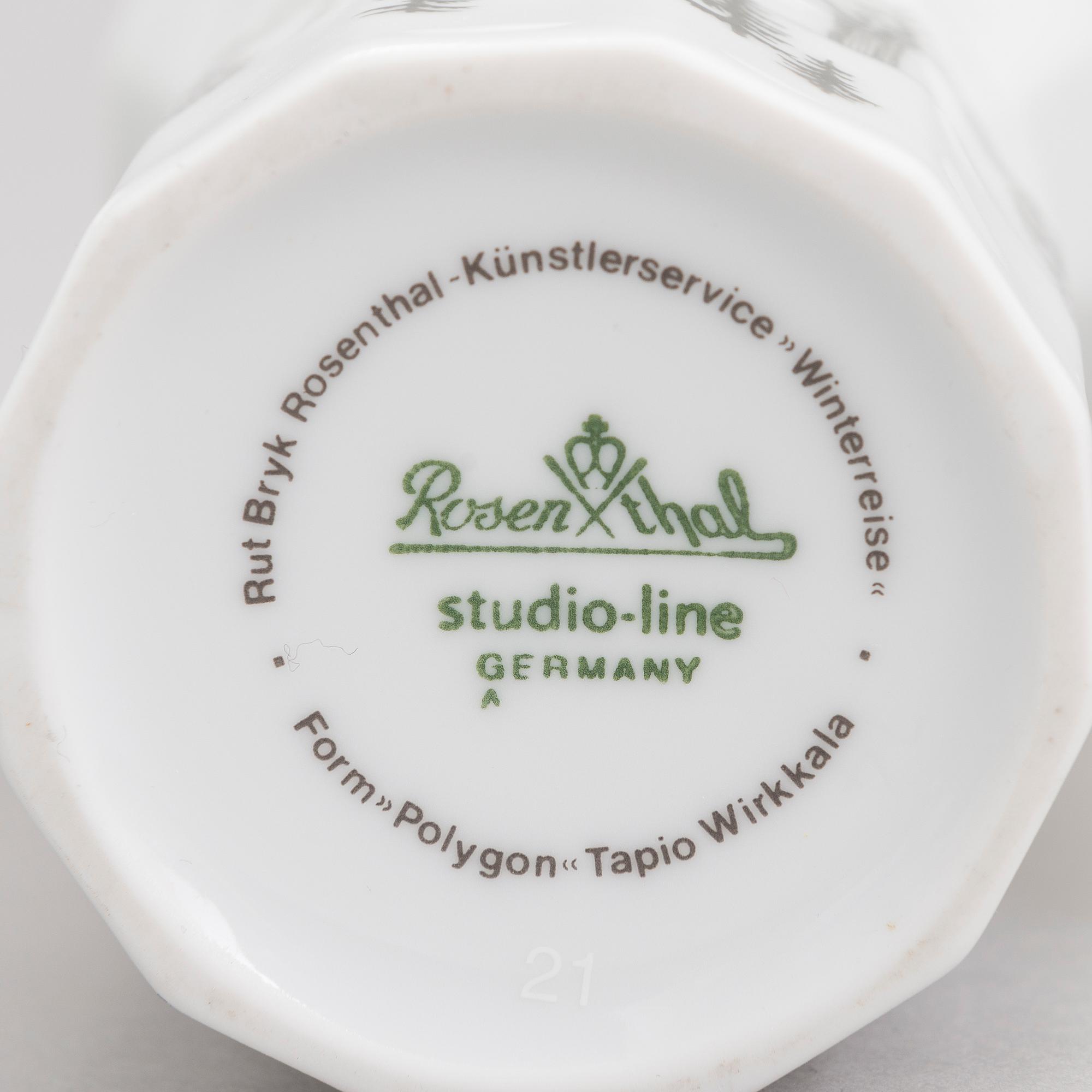 TAPIO WIRKKALA ja RUT BRYK. Posliiniesineitä. 7 osaa. "Winterreise" & "Polygon". Rosenthal. 1900-luvun loppu.