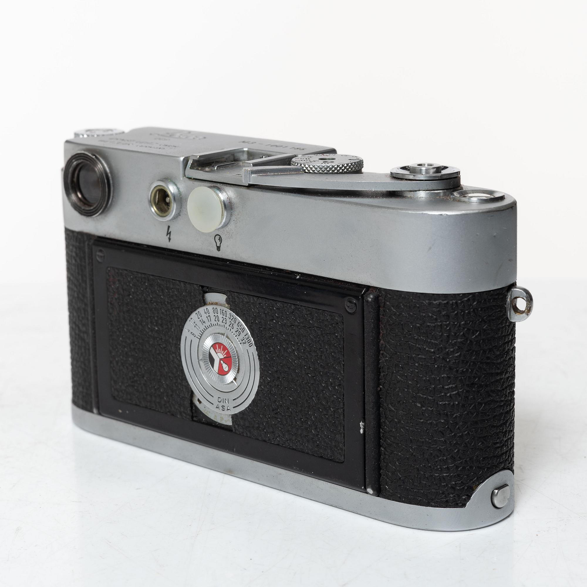 Leica, M3 no. 1001185, 1960.