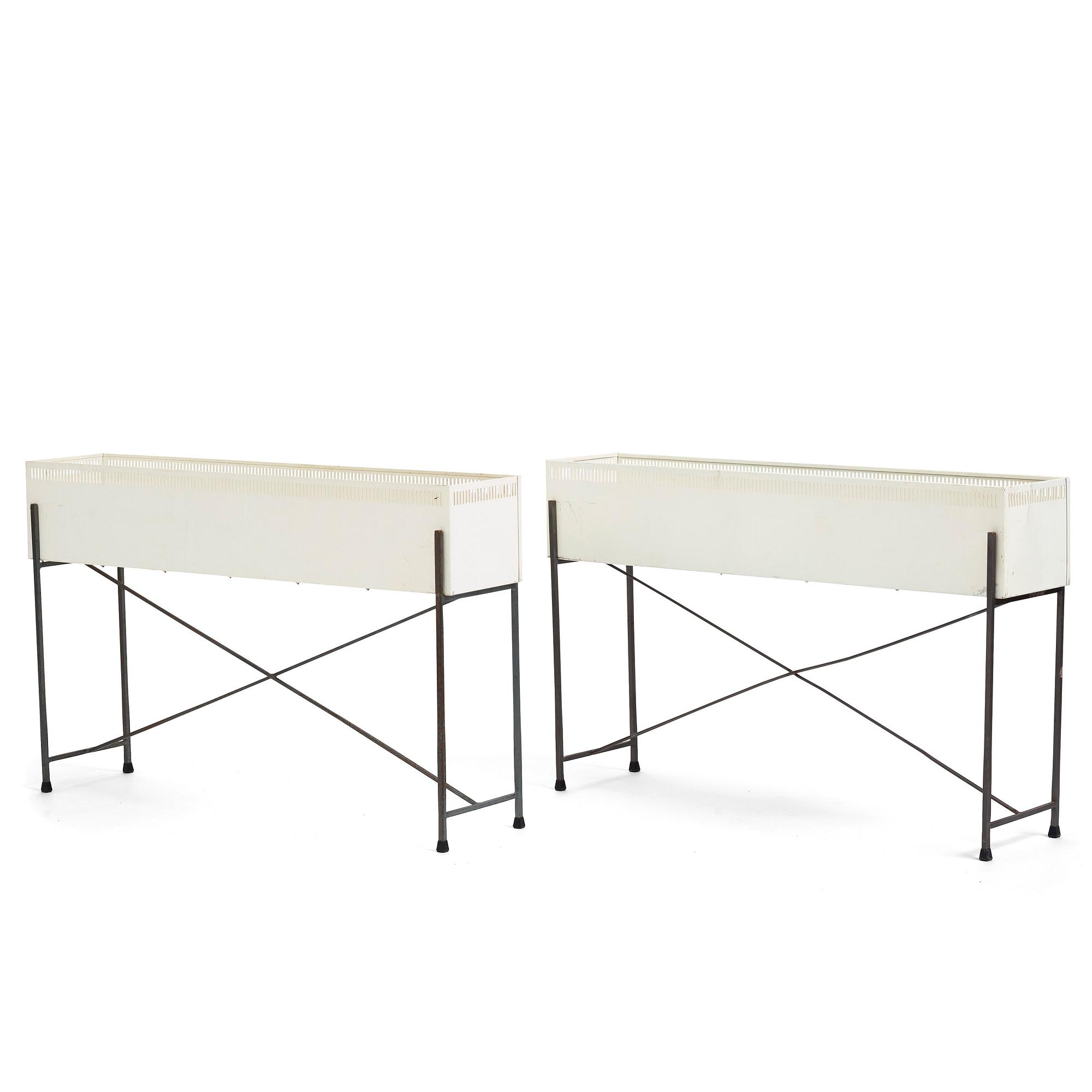 Hans-Agne Jakobsson, a pair of flower stands, model "M 79/1000", Hans-Agne Jakobsson AB, Markaryd 1950-60s.