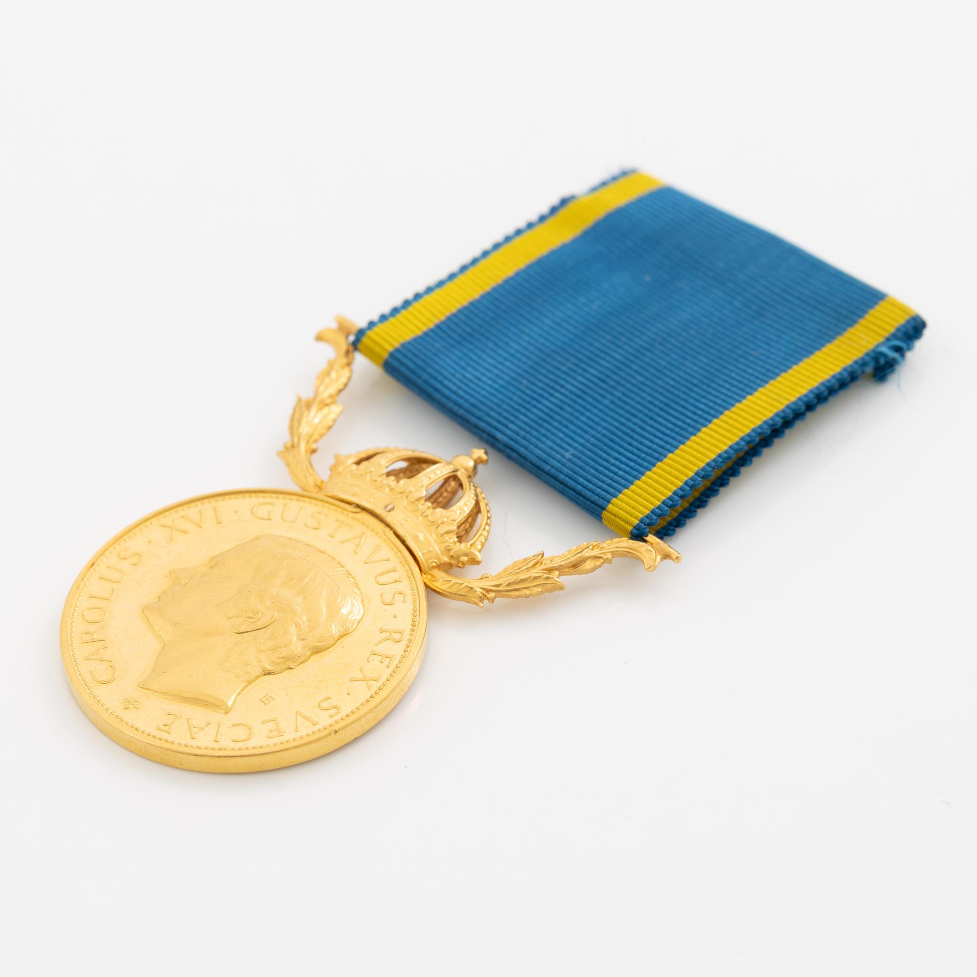 Reward medal, Illis Quorum, 8th size in gold, 23 ct.