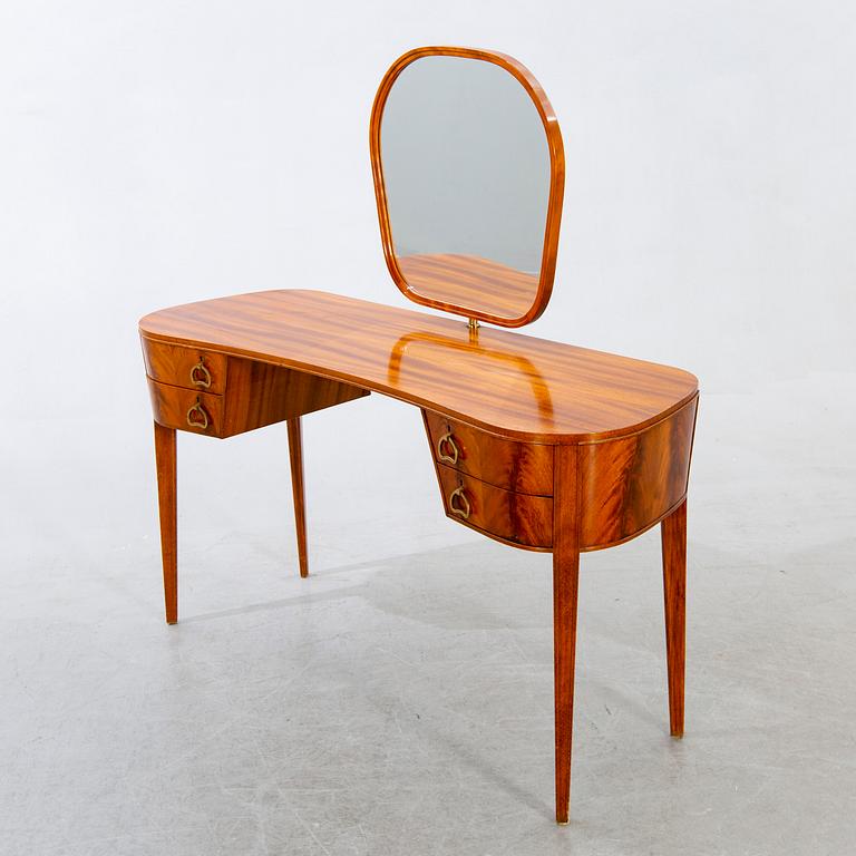 Work table / dressing table, Svenska Möbelfabriken, Bodafors, mahogany.