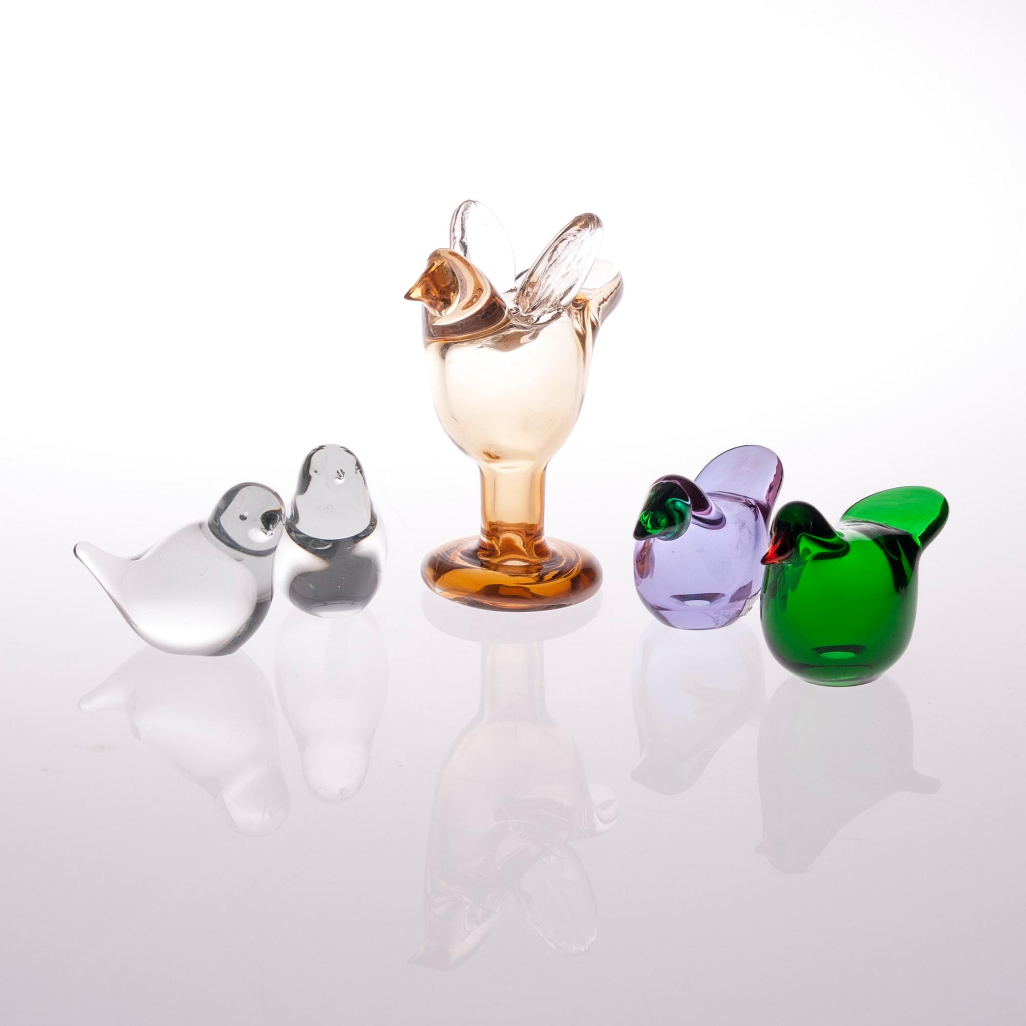 FIGURIINEJA, lasia, OIVA TOIKKA, 3 kpl sekä JAAKKO NIEMI, 2 kpl, Nuutajärvi.