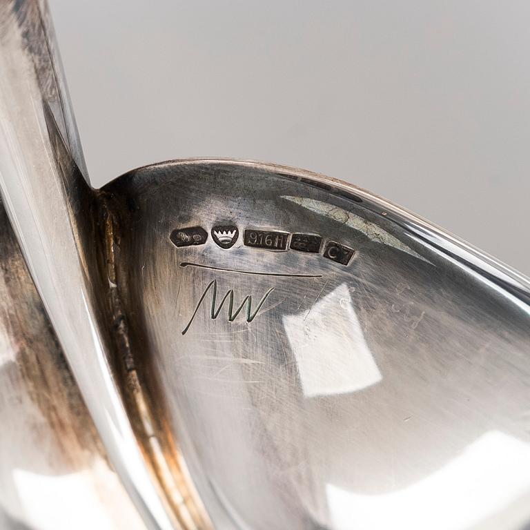 Tapio Wirkkala, malja, TW 85, hopeaa, Kultakeskus, Hämeenlinna 1956.