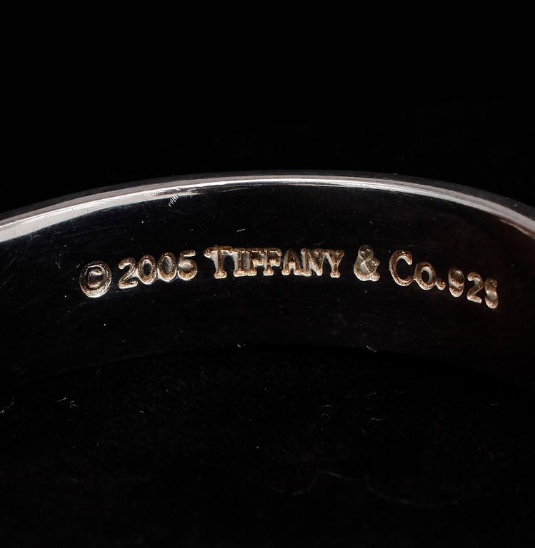 ARMRING, sterling silver, Tiffany & Co, USA, 2005. Vikt 31g.
