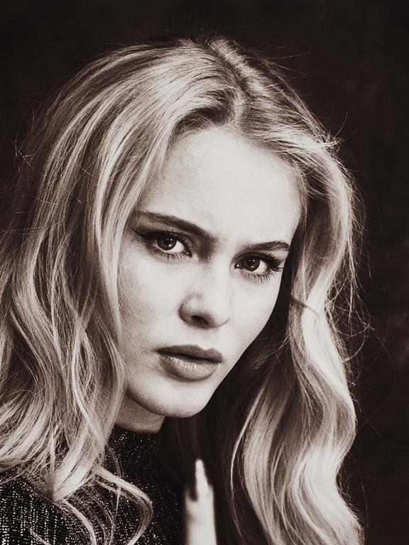 Albert Wiking,  "Zara", 2015.