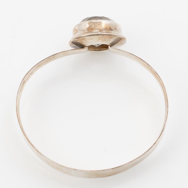 A silver with rock crystal bangle, Åke Lindström, BEH, Köping, 1969.