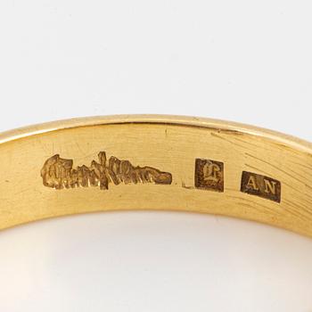 A Wiwen Nilsson faceted rock crystal ring.