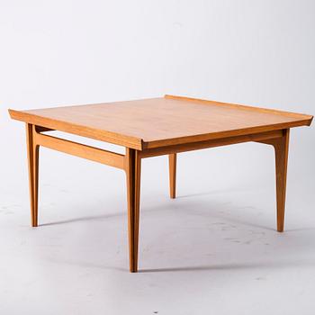 BORD, design Finn Juhl, France & Son, Danmark, 1900-talets mitt.