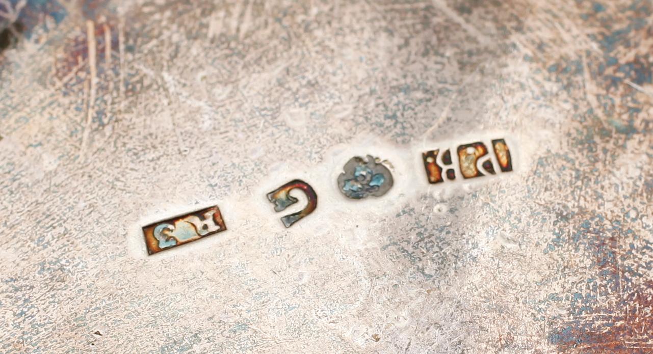 SILVERFÖREMÅL, 4 delar, 1800-/1900-tal. Vikt ca 167 g.