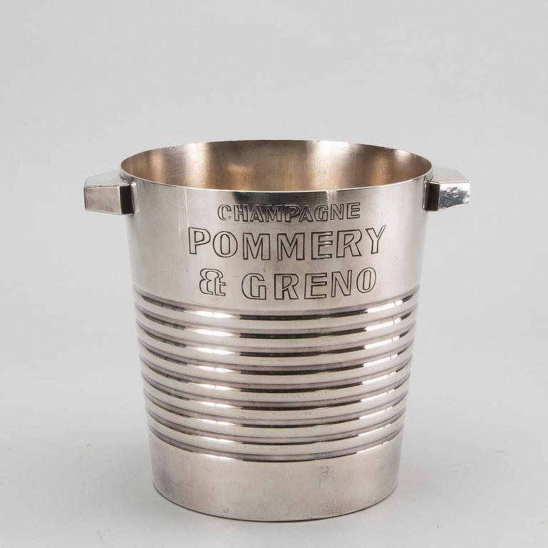 A French advertising Champagne cooler for Pommery & Greno, 20th century.