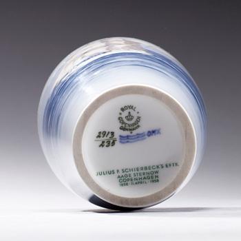 VAS, porslin, Royal Copenhagen.