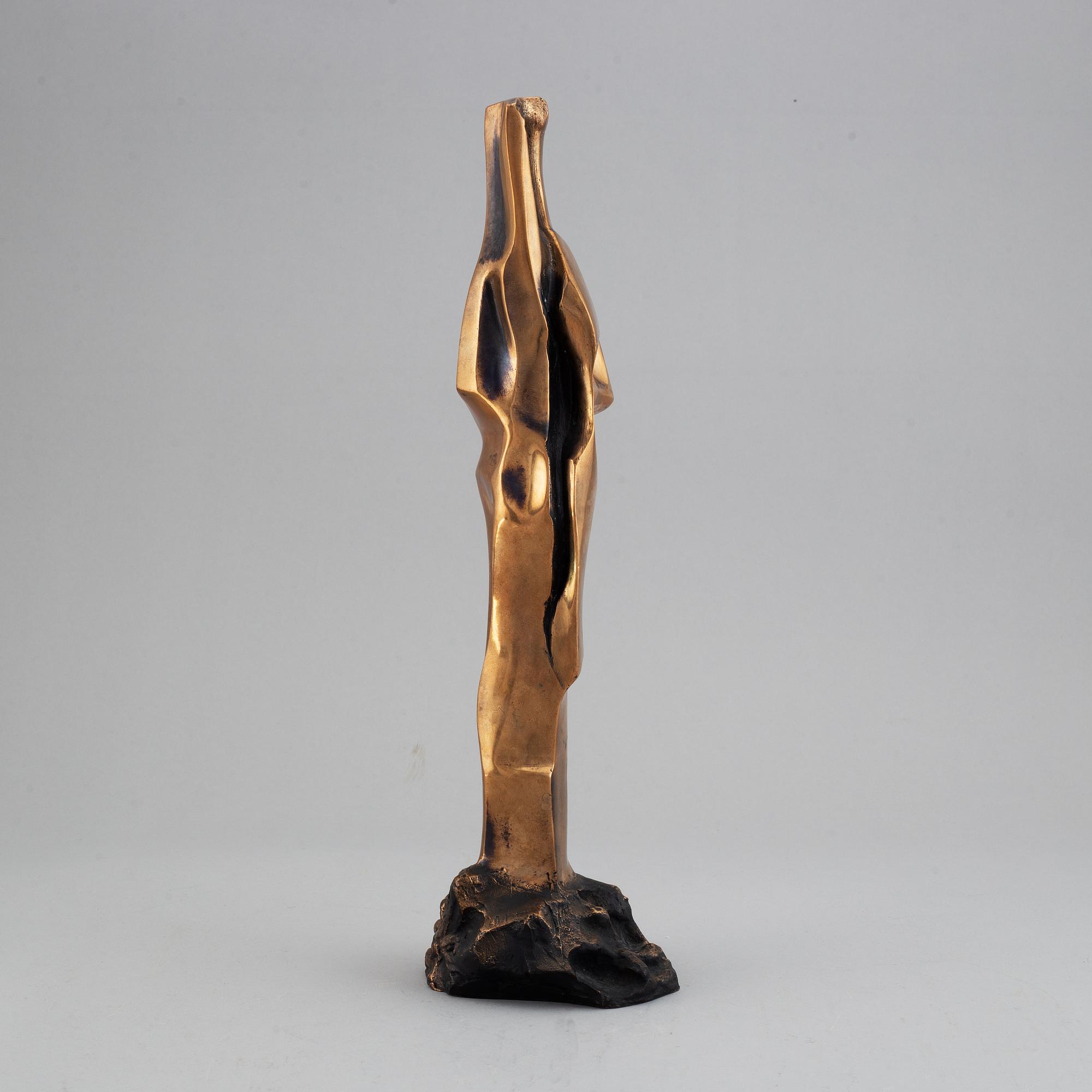 A signed bronze sculpture by Pipin Henderson.