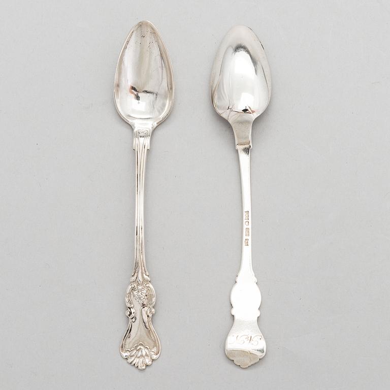 GUSTAF ADOLF BJÖRKLUND, Strösked, gräddsnäcka och skedar, silver, totalt 18 delar, Joensuu, Finland 1870.