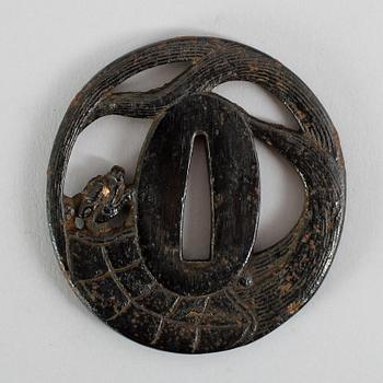 TSUBA, järn, Japan, 1800-tal.