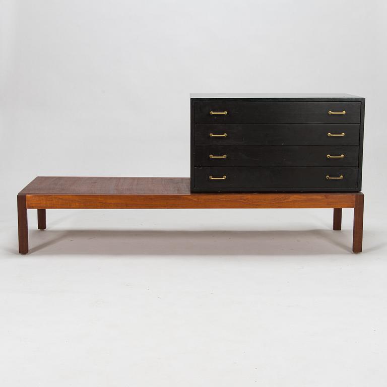 Eric Johan & Jussi Peippo, A 1950s modular shelving system "Duetta" from Asko.
