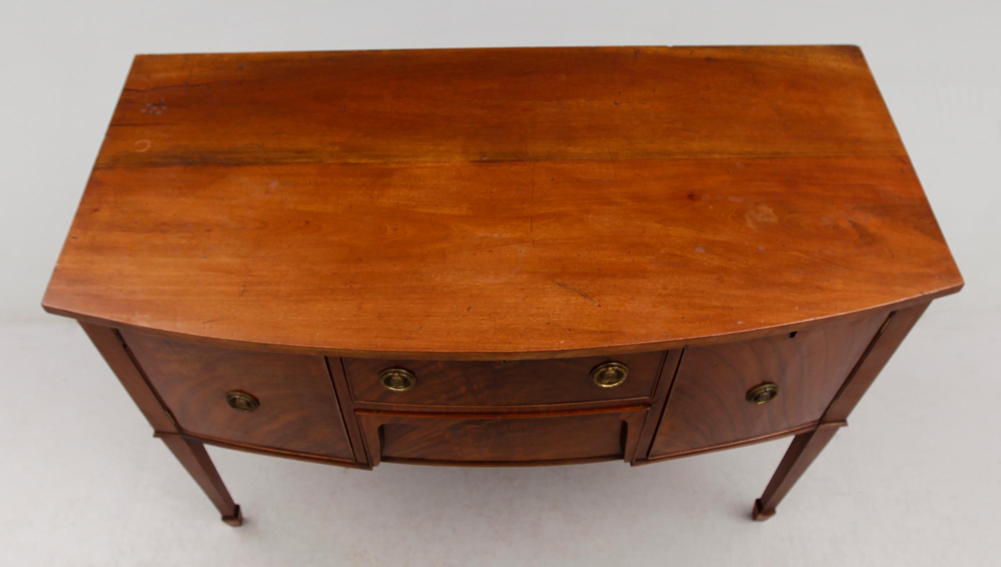 SIDEBOARD, England, 1900-talets första hälft.