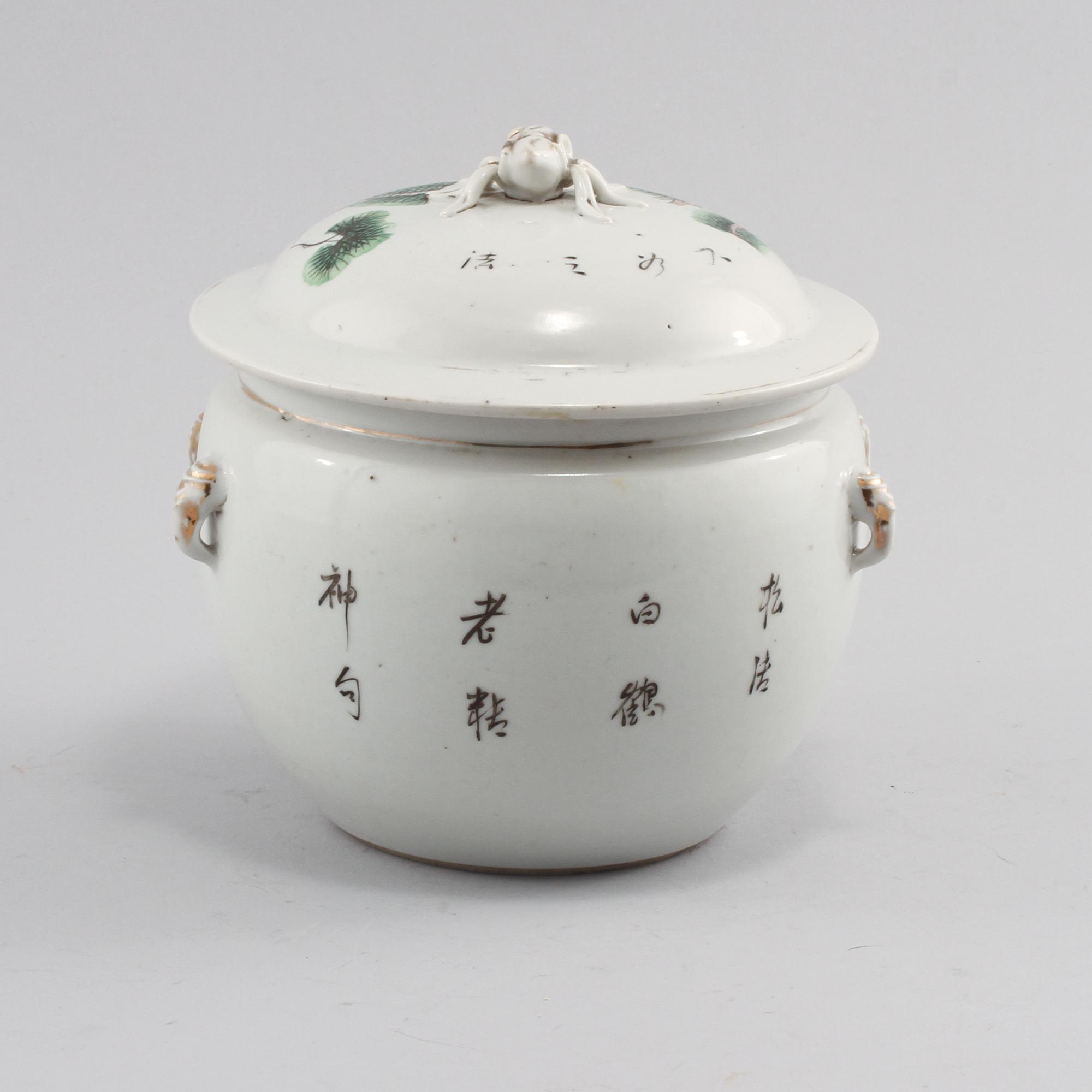 LOCKURNA, porslin, Kina, omkring 1900-talets mitt.