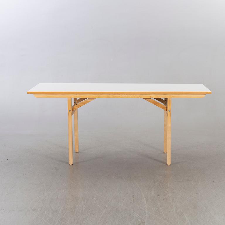 A "KLOPSTOCK" table, Nils Holger Moormann for Daniel Kern, 21th cebtury.