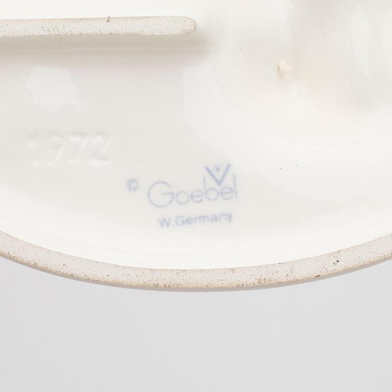 FIGURINER, 5 st, porslin, MJ Hummel, Goebel, 1900-tal.
