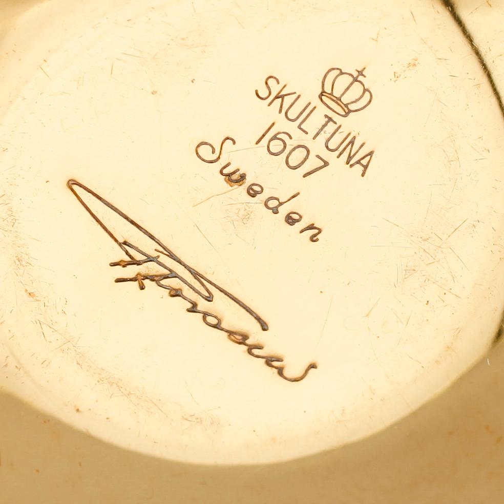 SUPKOPPAR, 9 st, mässing, Pierre Forsell, Skultuna, 1900-talets andra hälft.