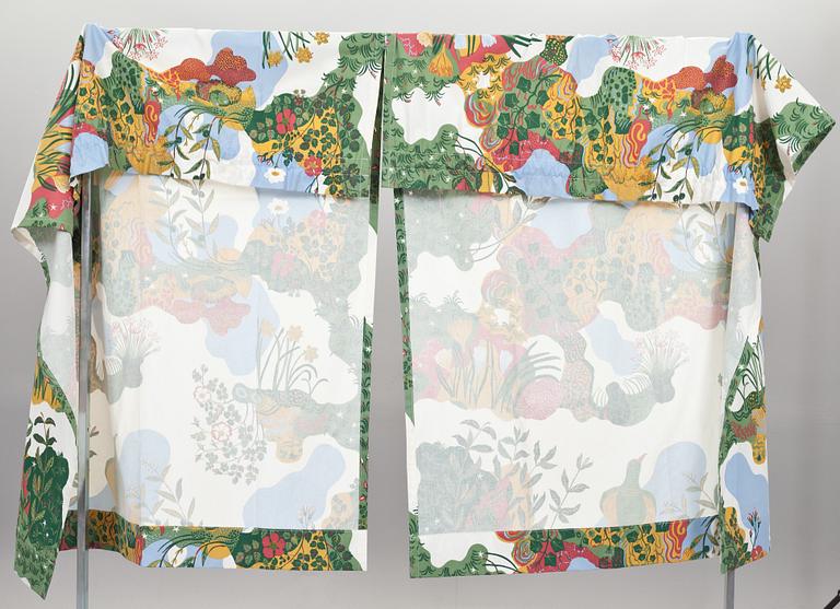 GARDINVÅDER, 2 st,"Anakreon". Linnetyg, Josef Frank, Firma Svenskt Tenn, 1900-talets andra hälft.