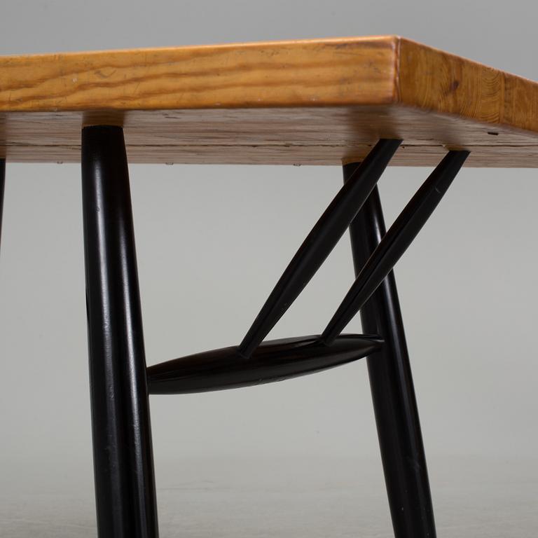 A Ilmari Tapiovaara "Pirkka" table from Laukaan Puu, 1950´s / 60´s.