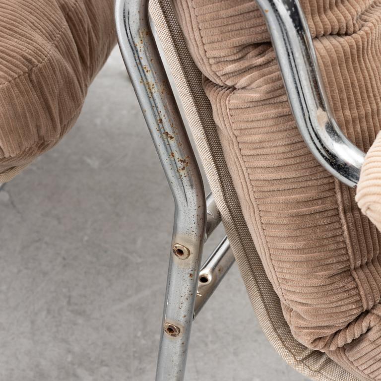 Jan-Eric Bengtsson,  a pair of "Häger" armchairs, IKEA, 1970s.