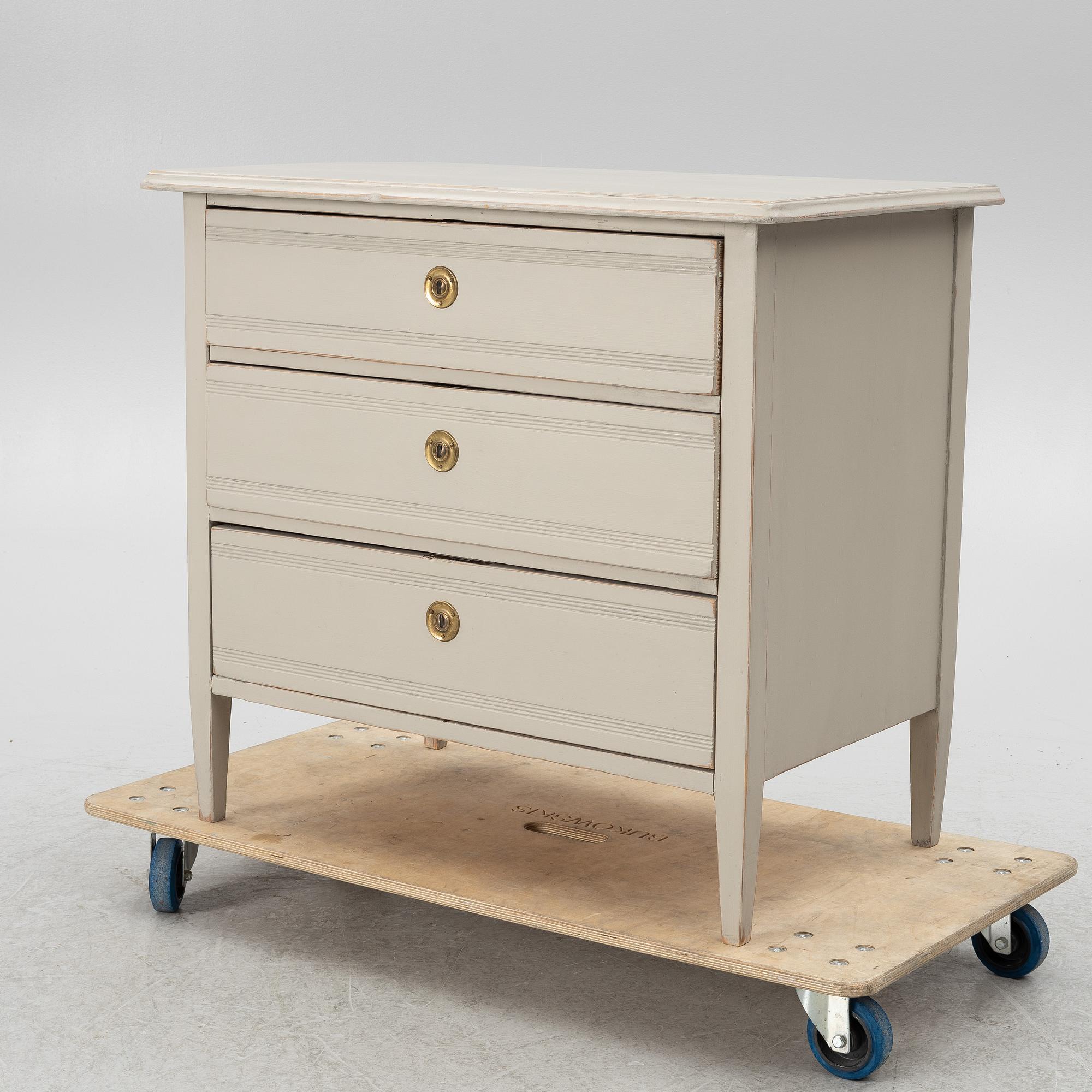 Byrå, gustaviansk stil, tidigt 1900-tal.