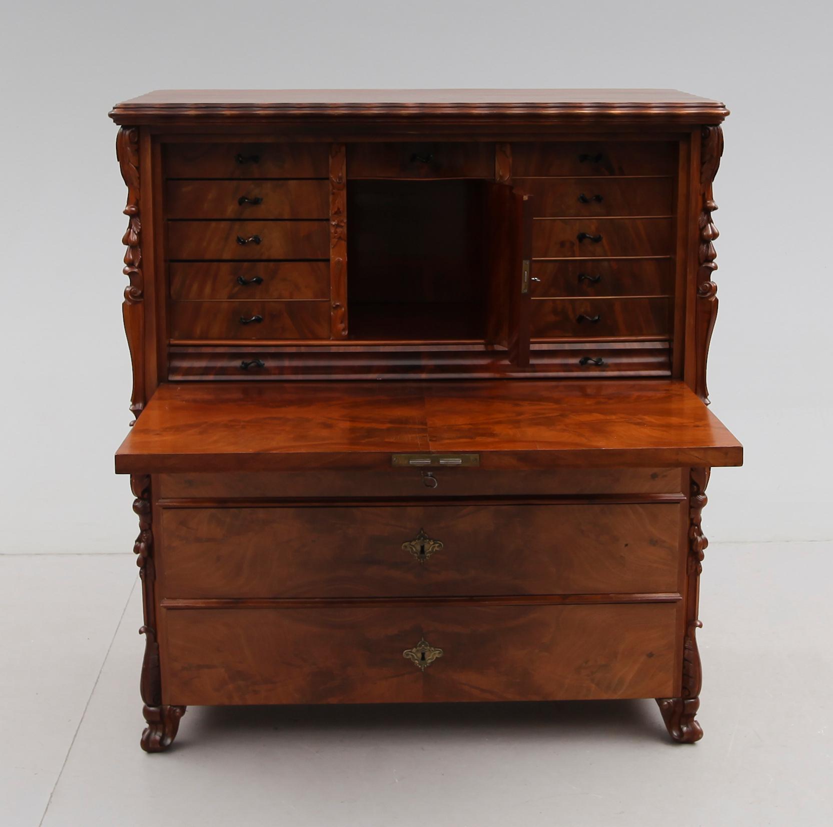CHIFFONJÉ, 1800-talets andra hälft.
