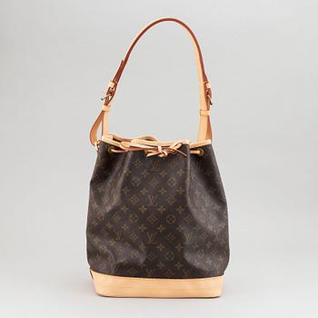 Louis Vuitton, a monogram canvas 'Noé' sholder bag.