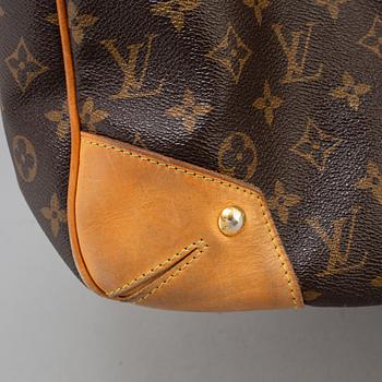 LOUIS VUITTON, an 'Estrela' monogram canvas handbag.