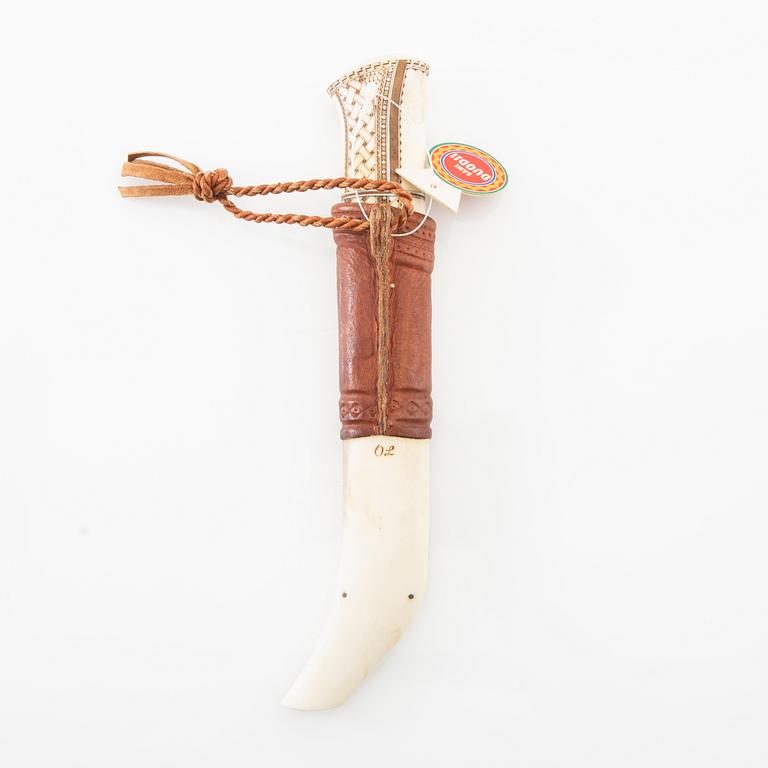Olle Lundmark, half-horn knife, signed.