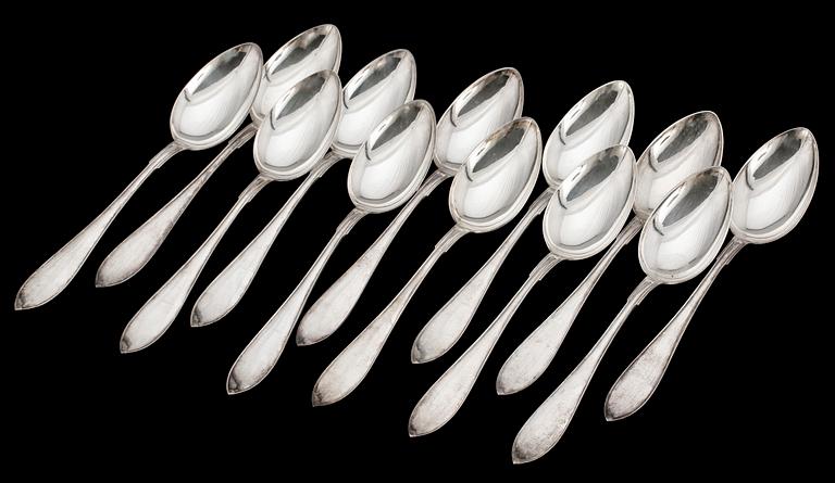 BORDSSKEDAR, 12 st. Silver. Tot. vikt 575 g. Modell Svensk Spets. 1929.