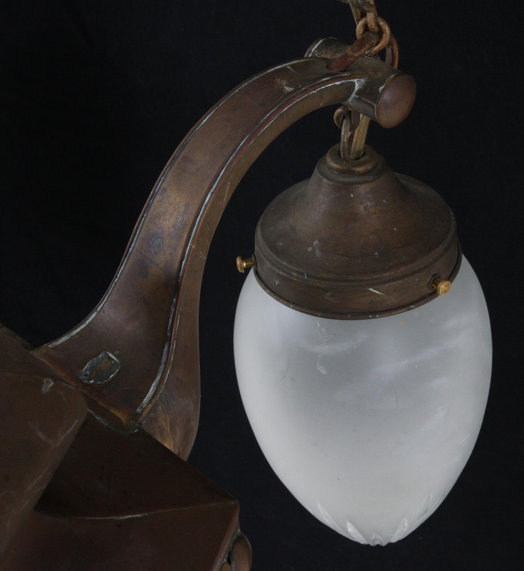 TAKLAMPA, mässing, trol Östereuropa, jugend, 1900-talets första del, h 95.